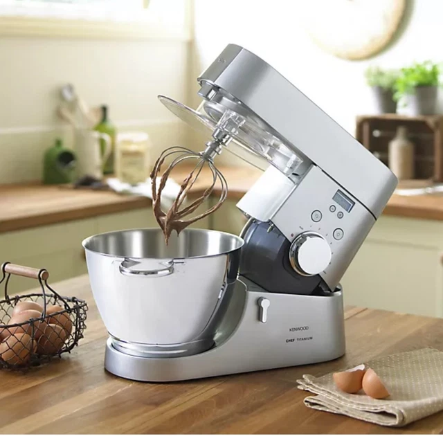 KENWOOD CHEF TITANIUM Mixer 4.6L Timer + Food Processor & Mincer